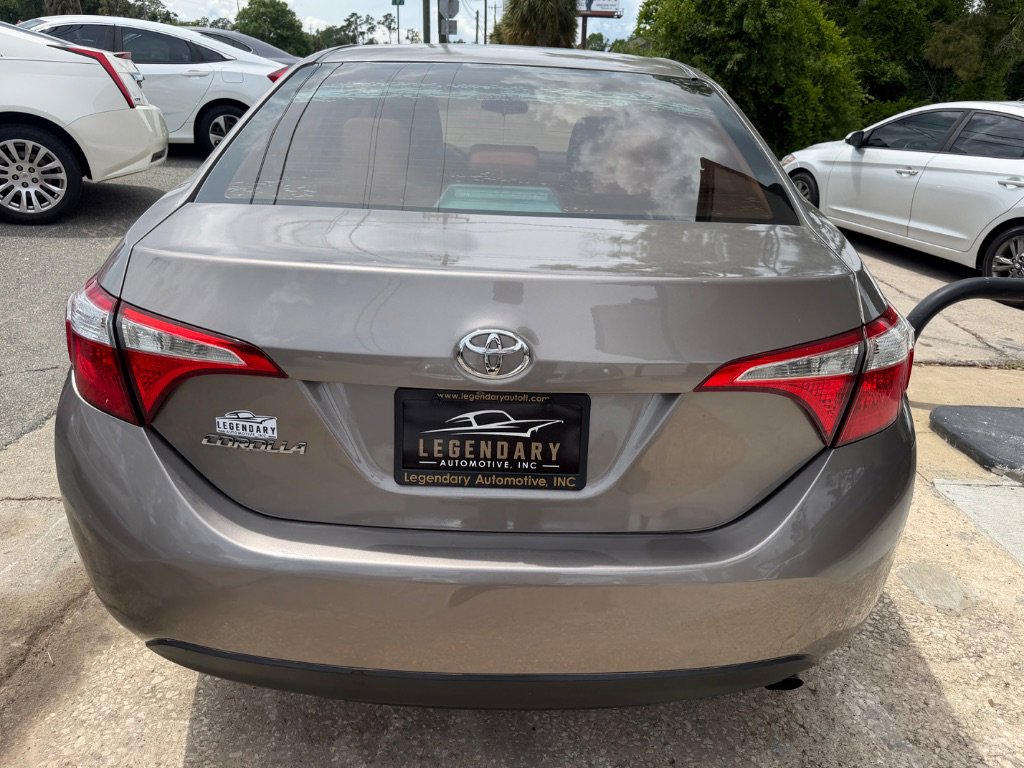 Used 2015 Toyota Corolla LE FWD image 5
