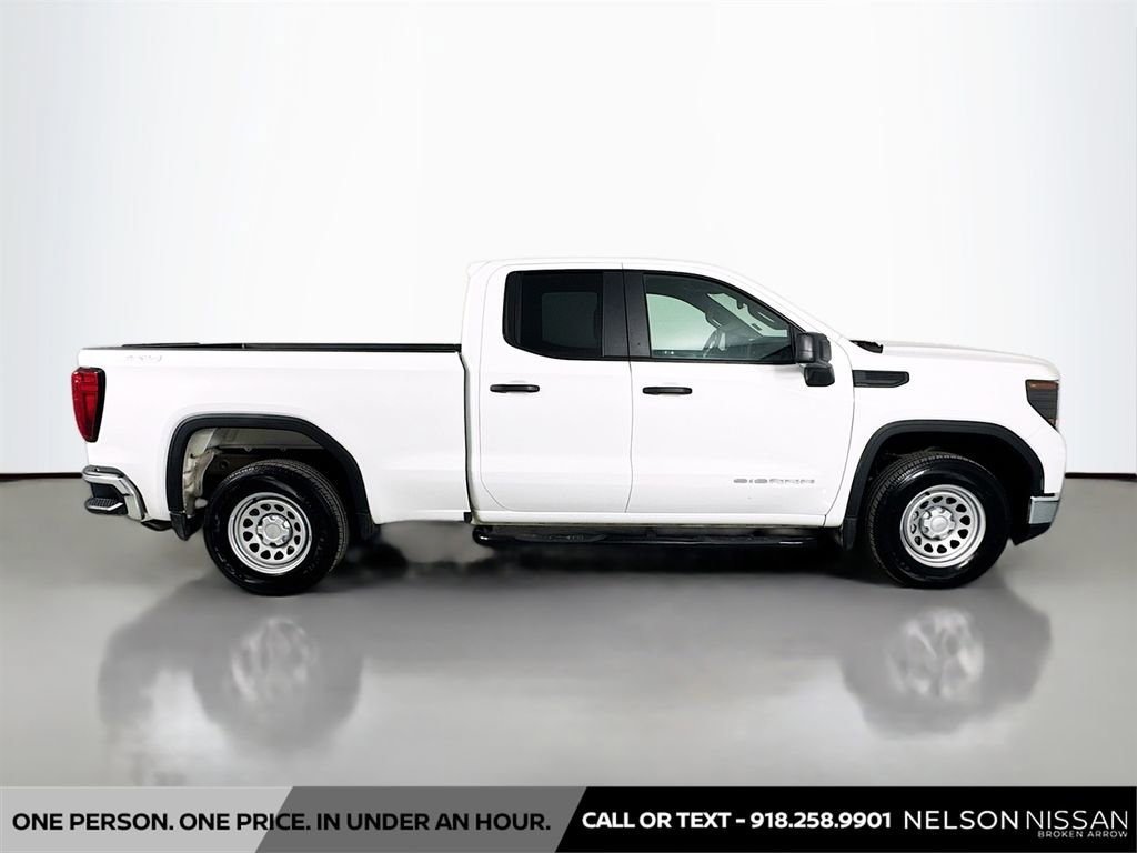 Used 2024 GMC Sierra 1500 Pro w/ Pro Value Package image 4