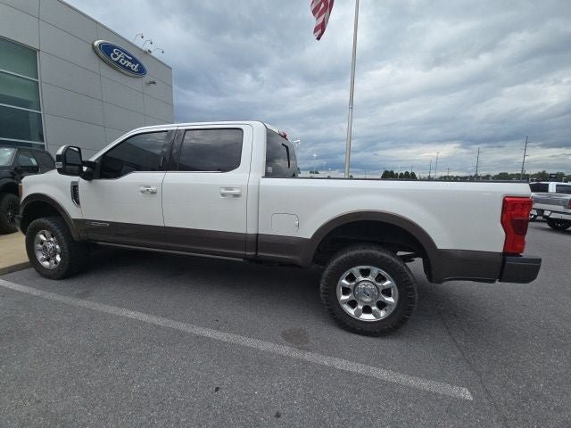 Used 2017 Ford F250 4x4 Crew Cab Super Duty image 6