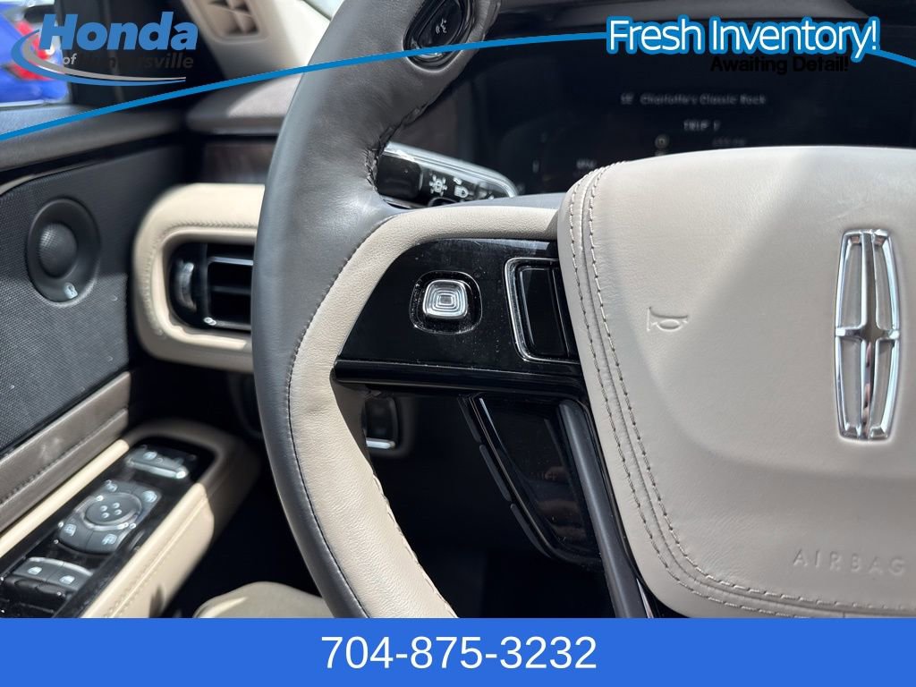 Used 2023 Lincoln Aviator Reserve w/ Equipment Group 201A image 24
