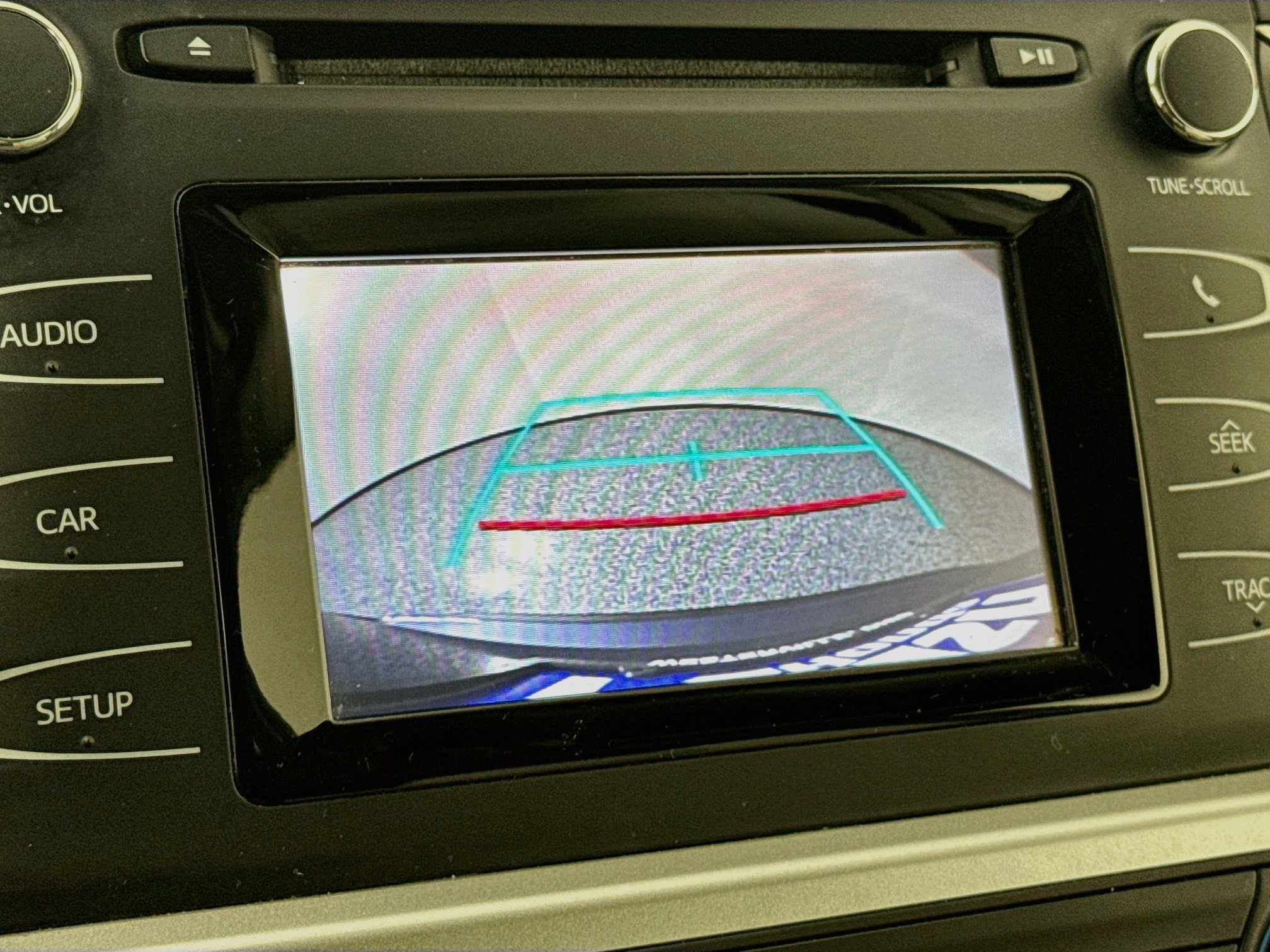 Used 2019 Toyota Highlander LE FWD image 13