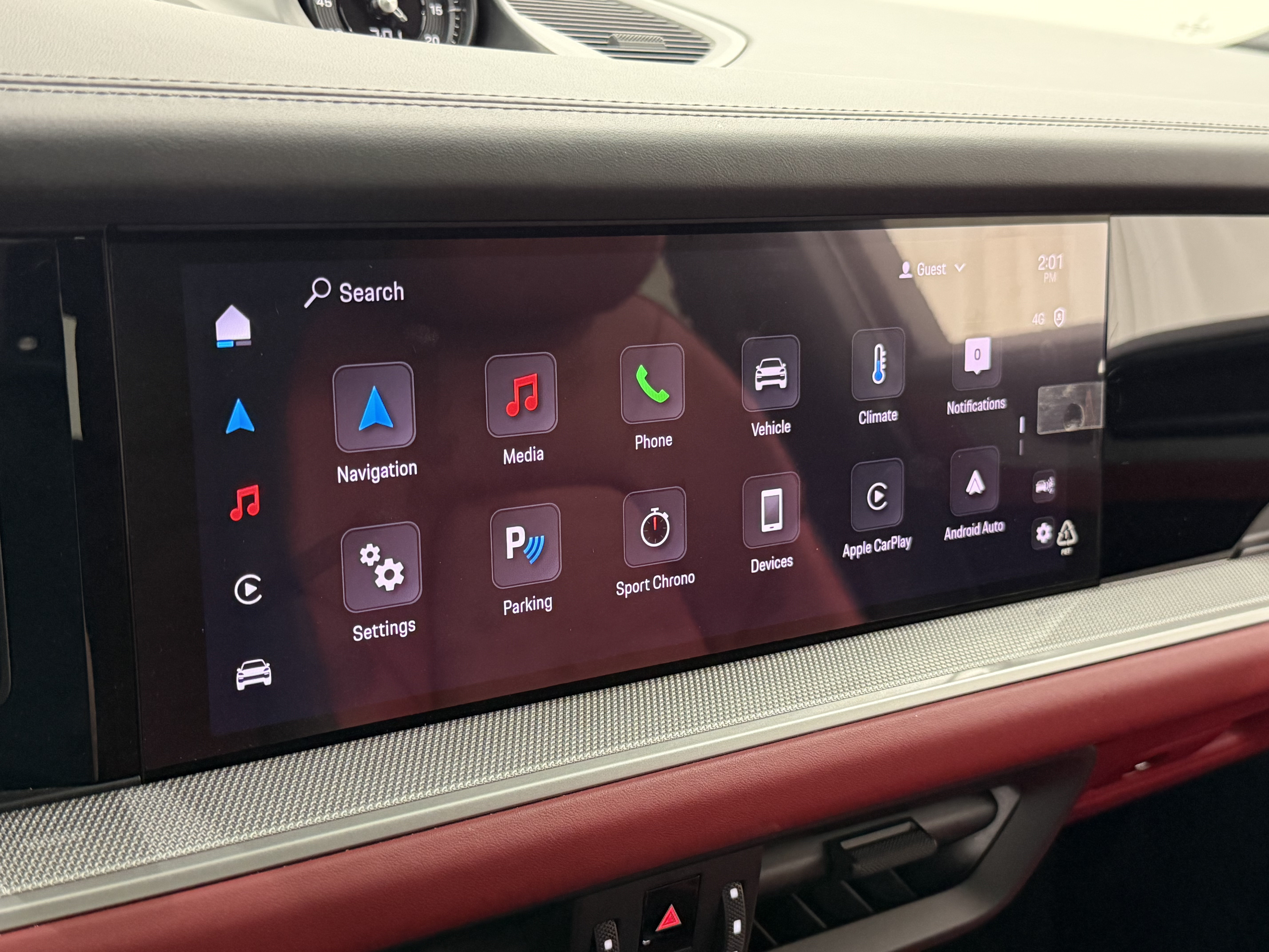 Certified 2025 Porsche Cayenne S AWD/4WD image 40