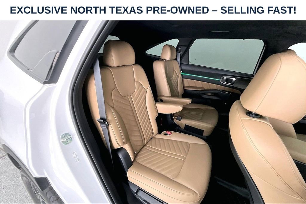Used 2025 Kia Sorento SX Prestige w/ Olive Brown Leather Package AWD/4WD image 35