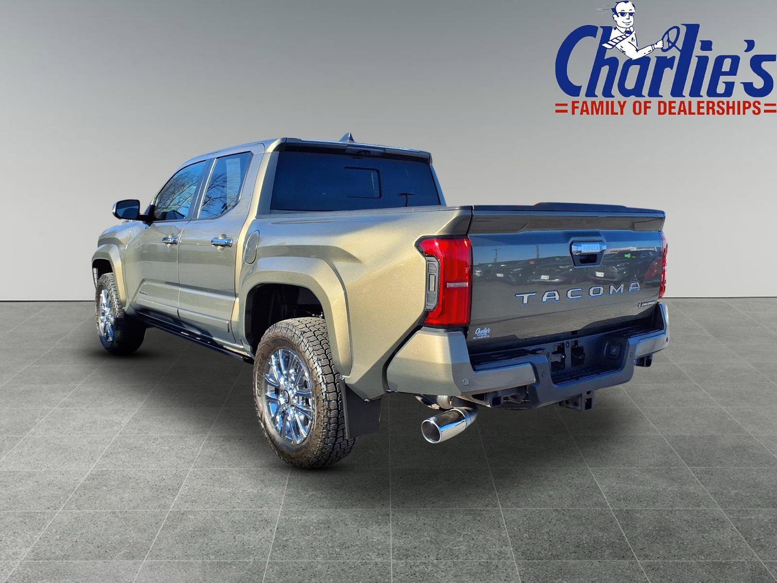 Certified 2025 Toyota Tacoma Limited AWD/4WD image 5