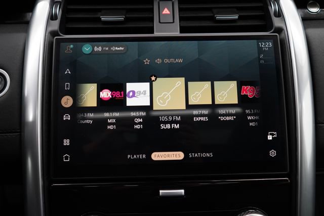 Used 2024 Land Rover Discovery S image 71