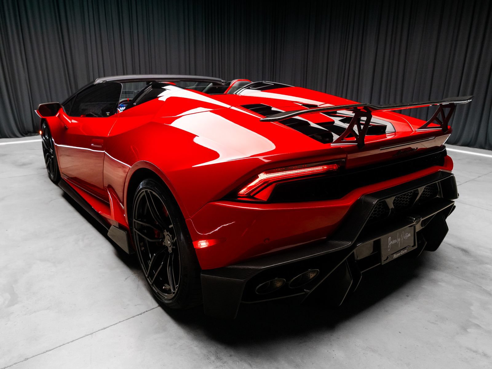 Used 2017 Lamborghini Huracan LP 610-4 AWD/4WD image 14