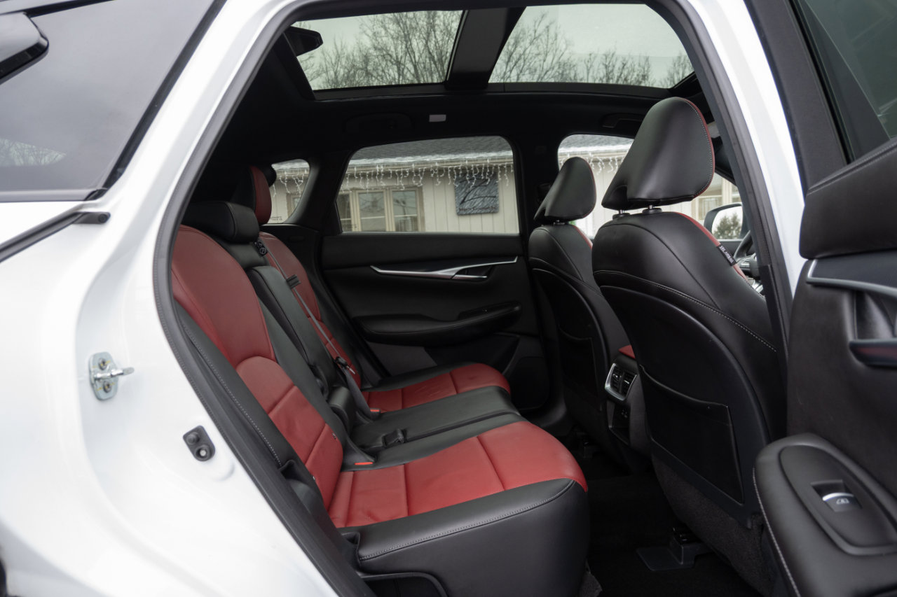 Used 2023 INFINITI QX50 Sport image 35