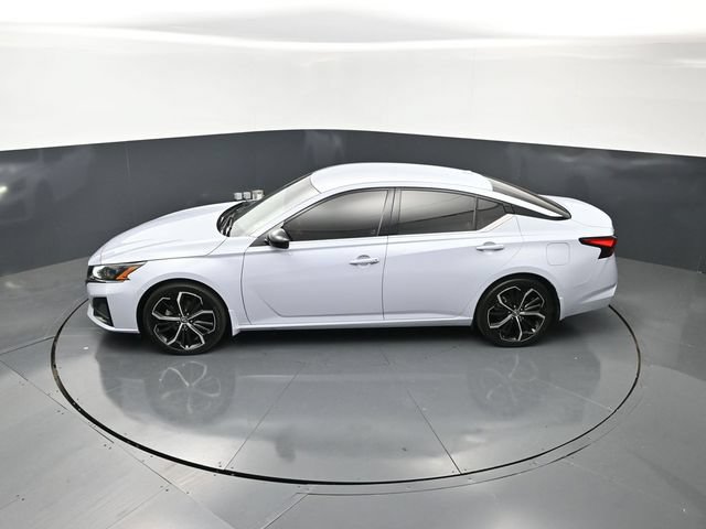 Used 2023 Nissan Altima 2.5 SR FWD image 17