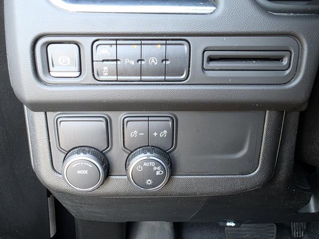 Used 2023 Chevrolet Suburban LT RWD image 26