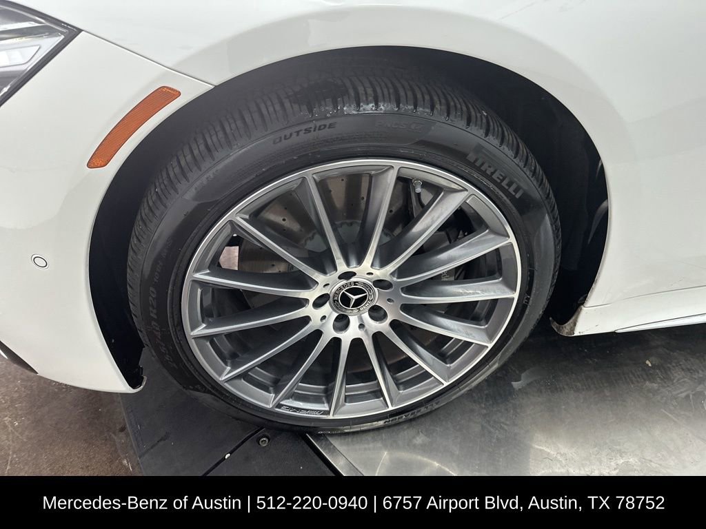 Certified 2025 Mercedes-Benz S 580 4MATIC Sedan image 32