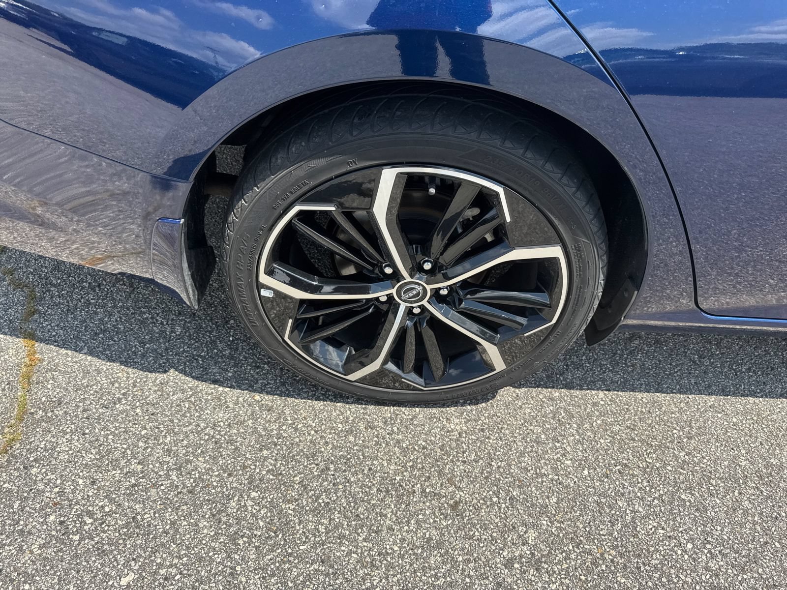Used 2023 Nissan Altima 2.5 SR w/ SR Premium Package FWD image 17