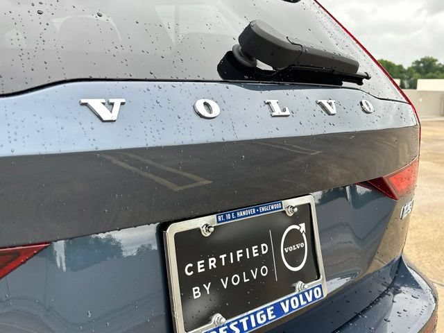 Certified 2025 Volvo V60 B5 Cross Country Plus AWD/4WD image 35