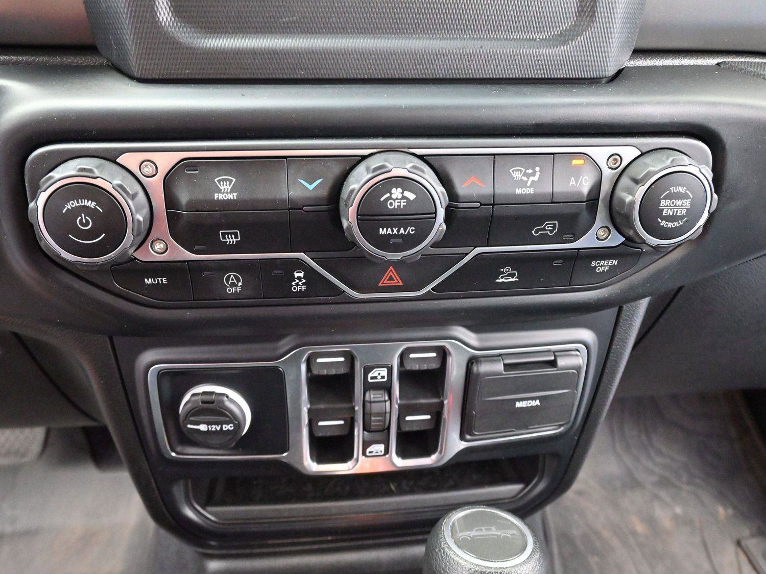Used 2023 Jeep Gladiator Sport AWD/4WD image 20
