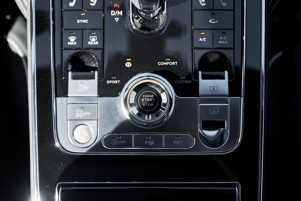 Used 2024 Bentley Flying Spur S V8 image 60