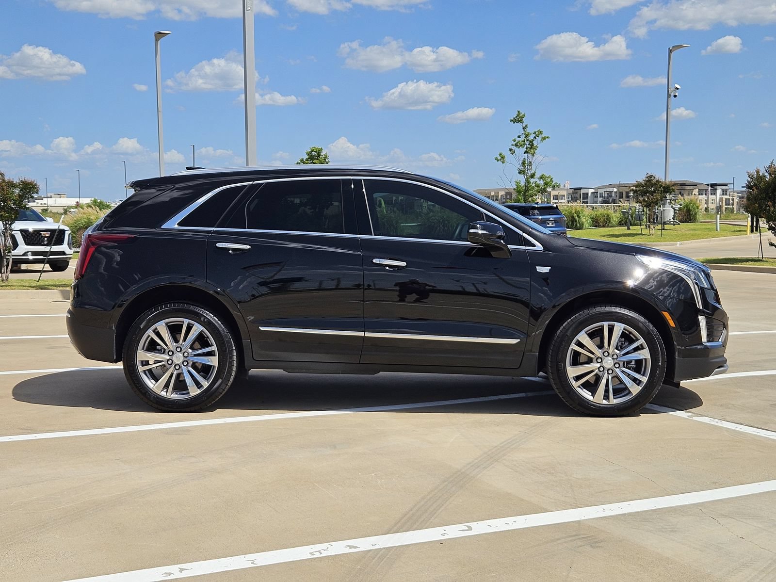 New 2026 Cadillac XT5 Premium Luxury w/ Driver Assist Package FWD image 7