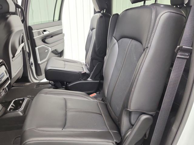 New 2026 Jeep Grand Wagoneer image 34