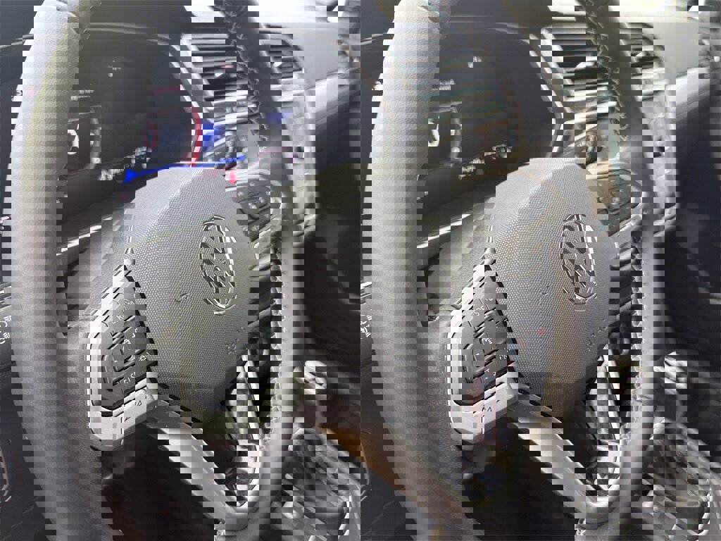 Used 2024 Volkswagen Tiguan S w/ MDO Package, Three-Row image 14