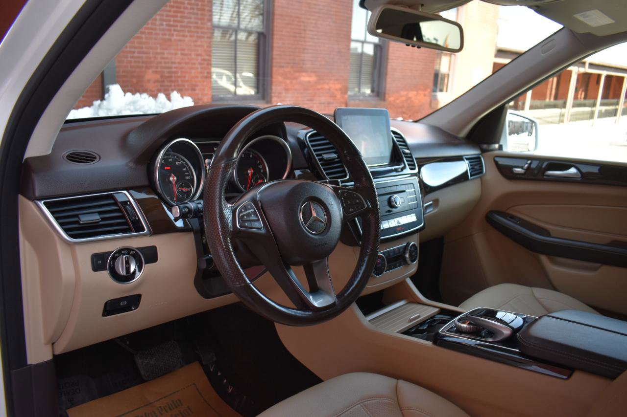 Used 2018 Mercedes-Benz GLE 350 GLE 350 4MATIC SUV image 11