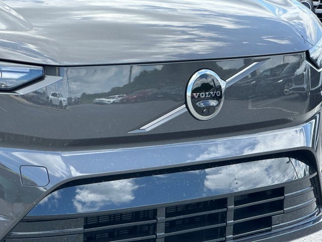 New 2025 Volvo EX90 Plus image 2