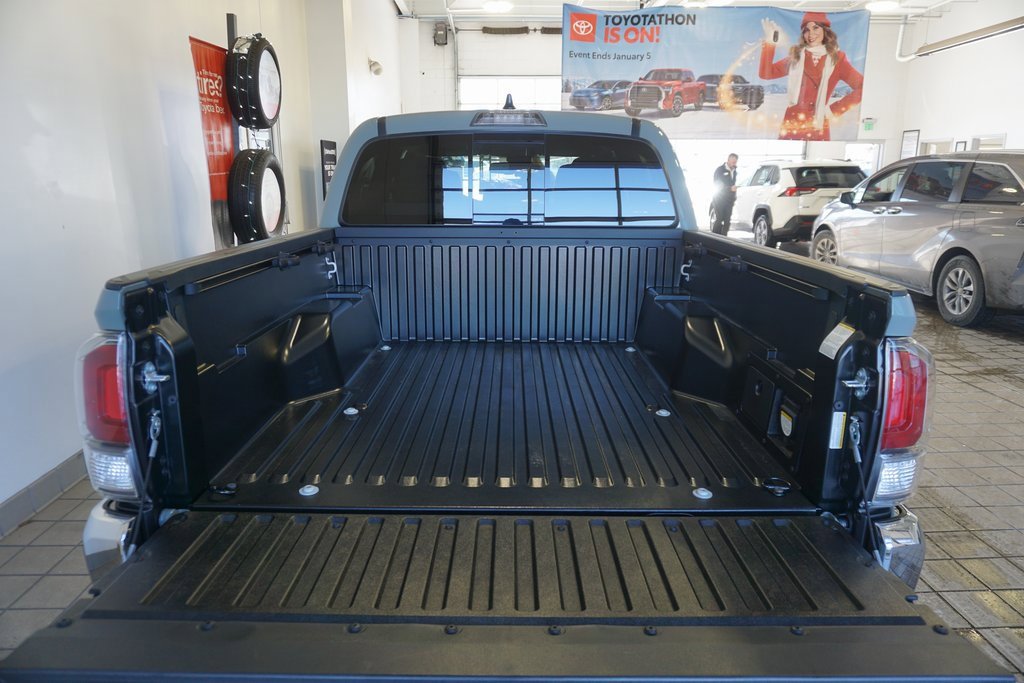 Used 2023 Toyota Tacoma TRD Off-Road image 15