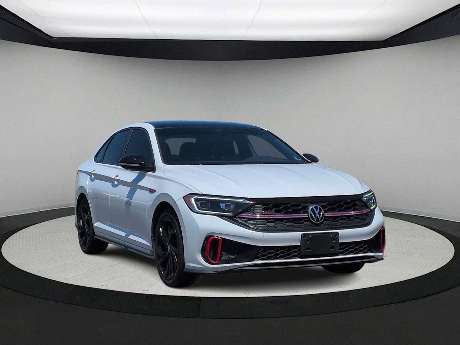Used 2023 Volkswagen Jetta GLI Autobahn FWD image 2