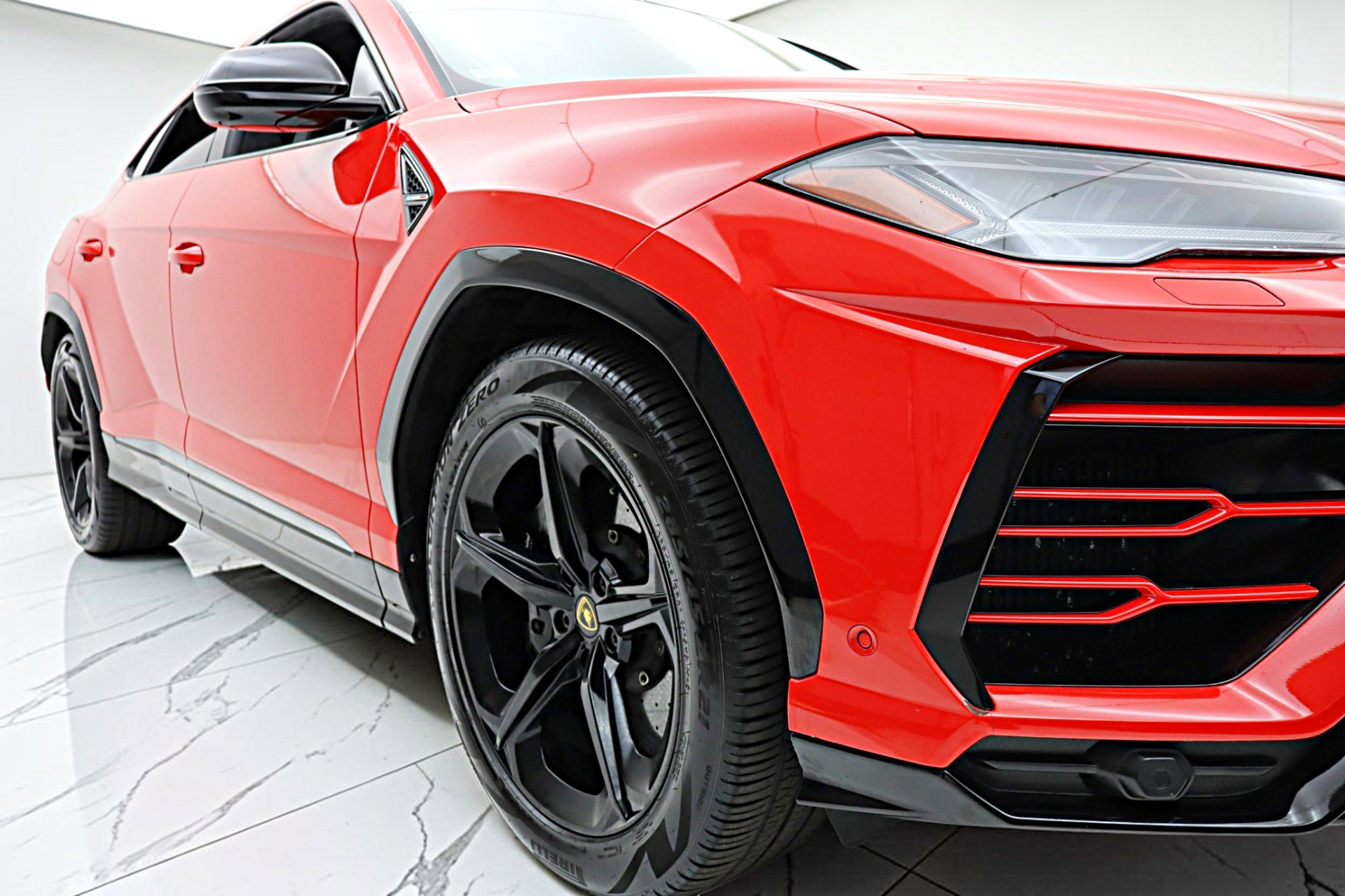 Used 2020 Lamborghini Urus AWD/4WD image 21