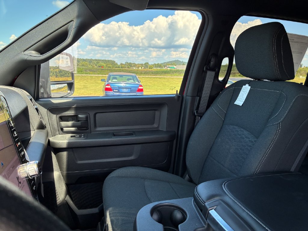 New 2026 RAM 3500 Tradesman AWD/4WD image 20