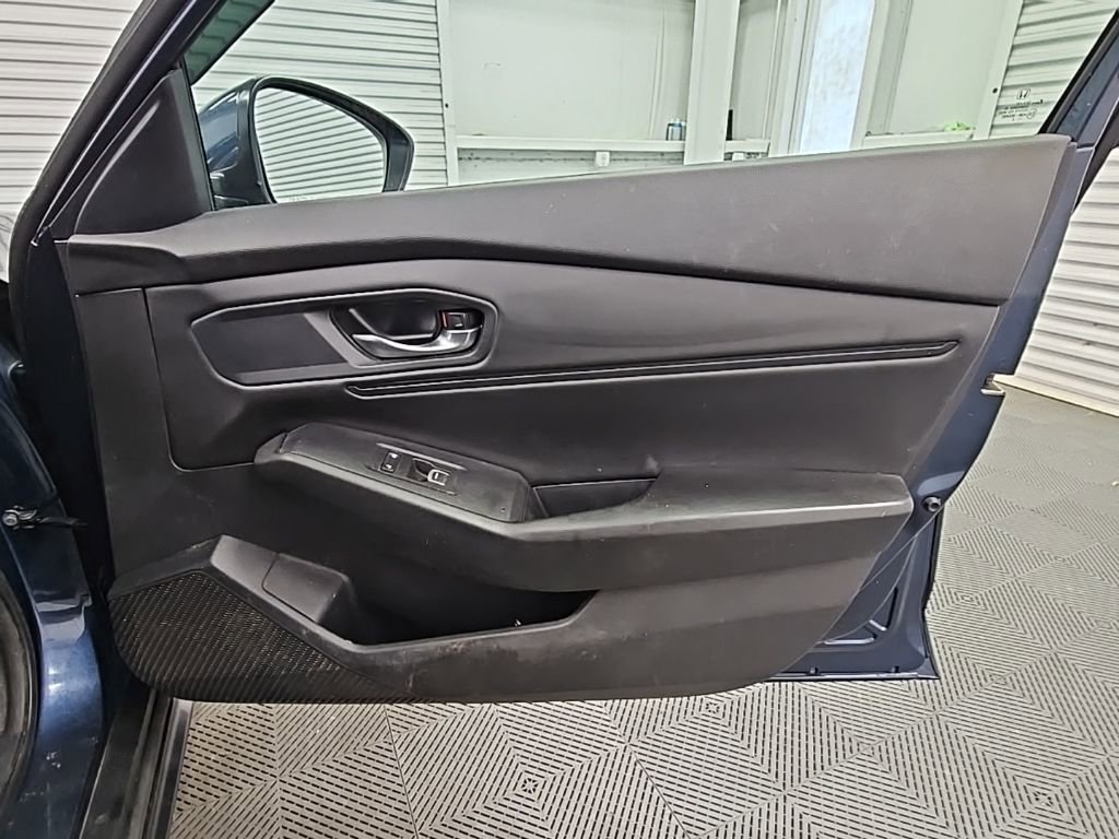 Used 2023 Honda Accord EX image 35