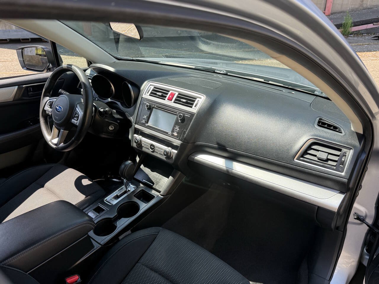 Used 2017 Subaru Outback 2.5i AWD/4WD image 53