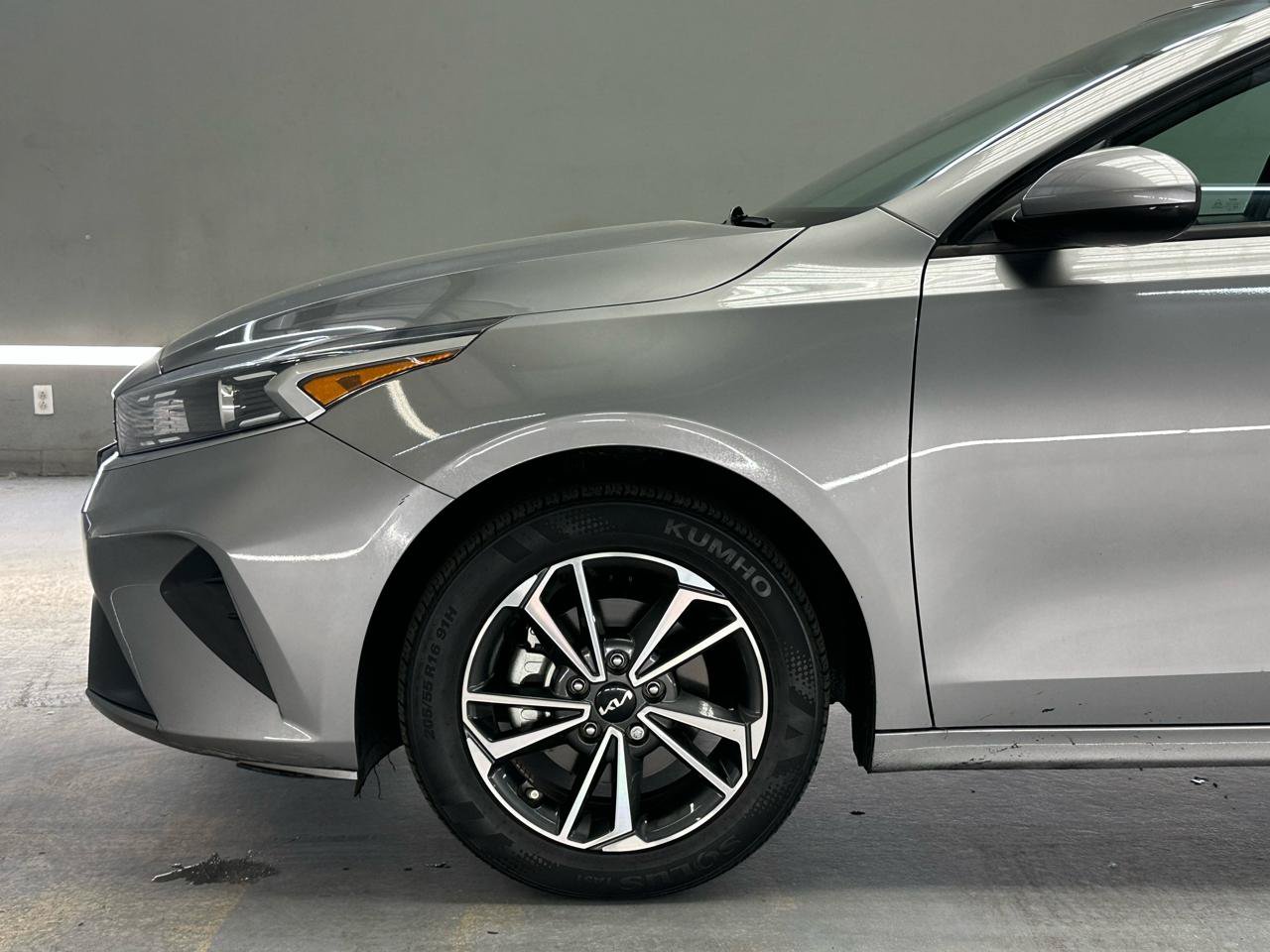 Used 2022 Kia Forte LXS FWD image 5
