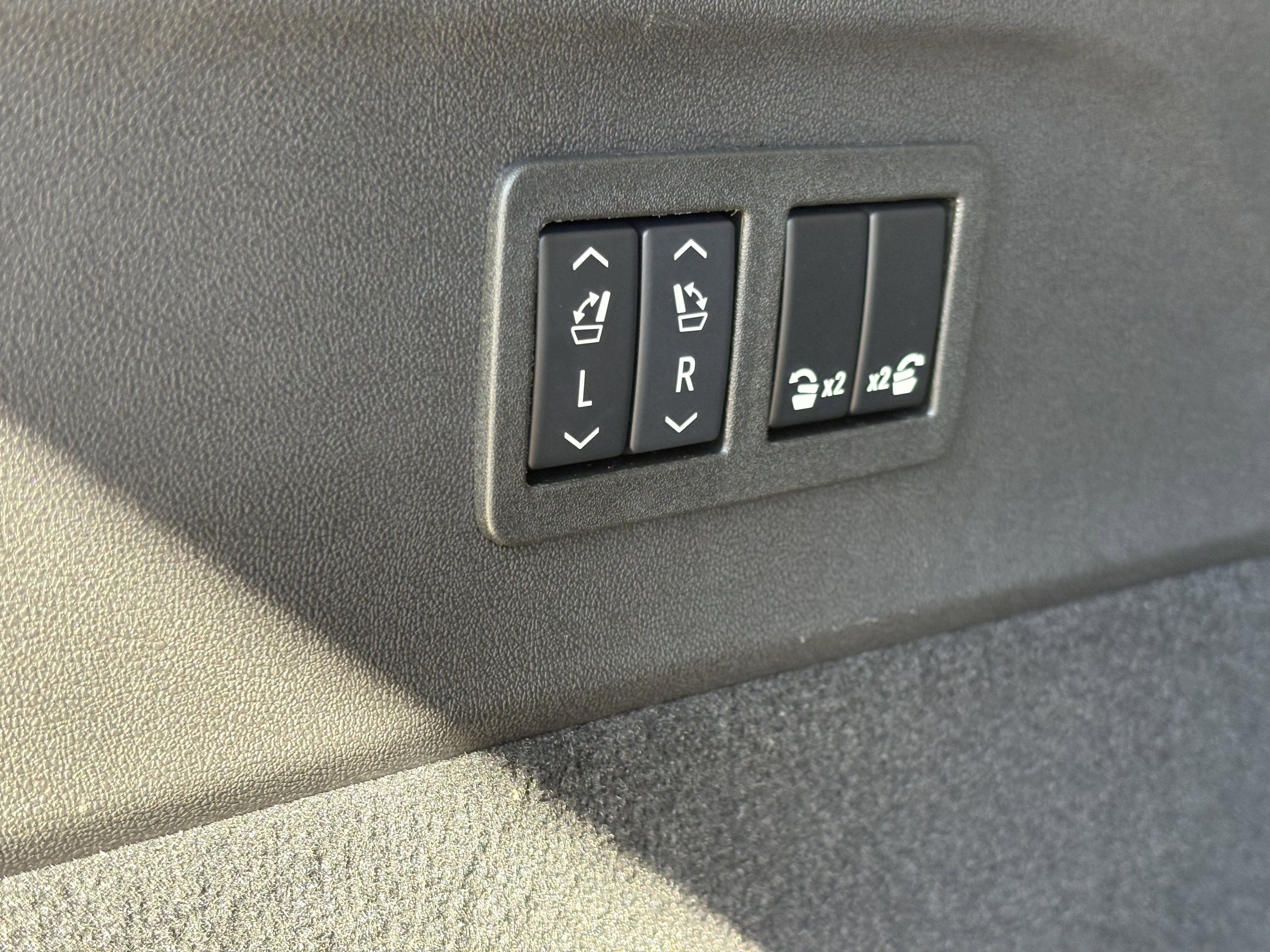 New 2025 Cadillac Escalade IQ Sport 2 image 10