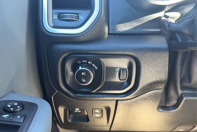 Used 2021 RAM 1500 Big Horn image 14