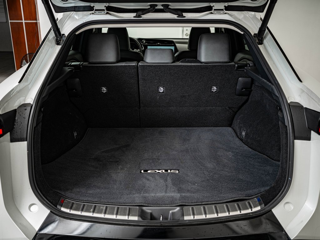 Certified 2023 Lexus RZ 450e Premium w/ Technology Package image 16