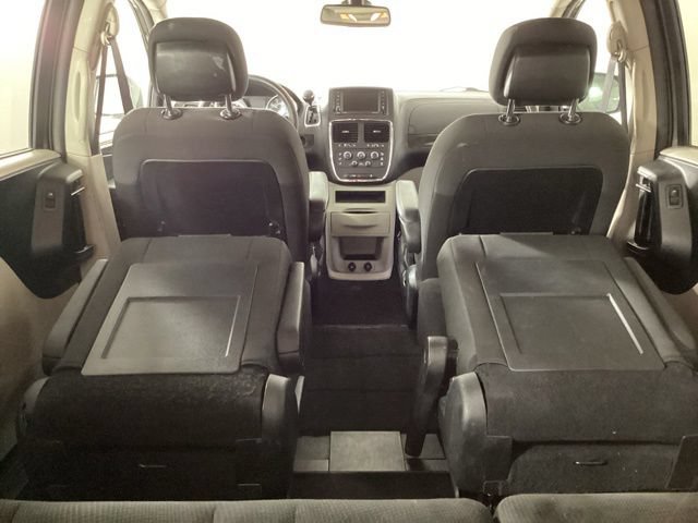 Used 2020 Dodge Grand Caravan SE FWD image 32