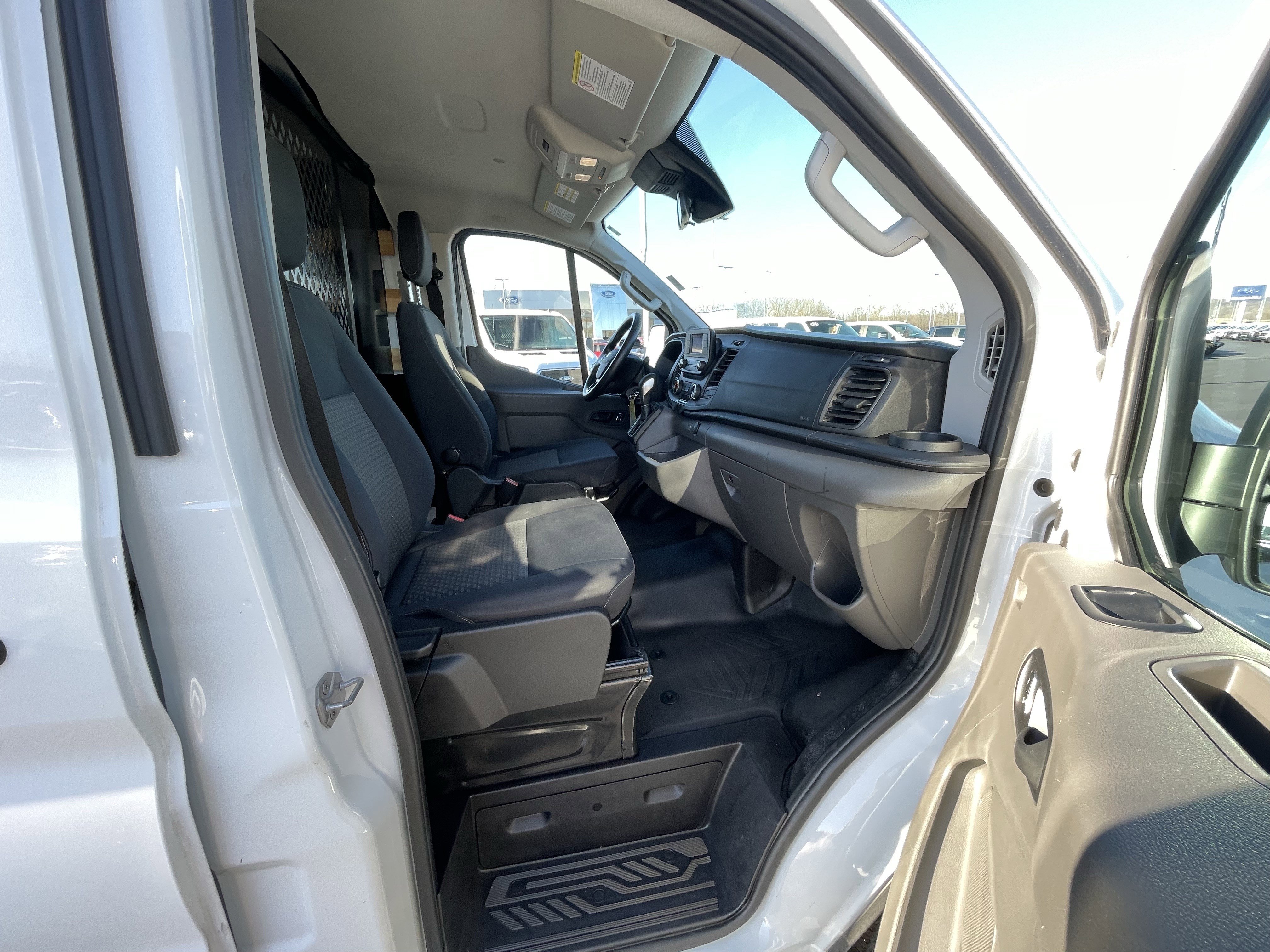 Used 2024 Ford Transit 250 Low Roof w/ Exterior Upgrade Package image 32