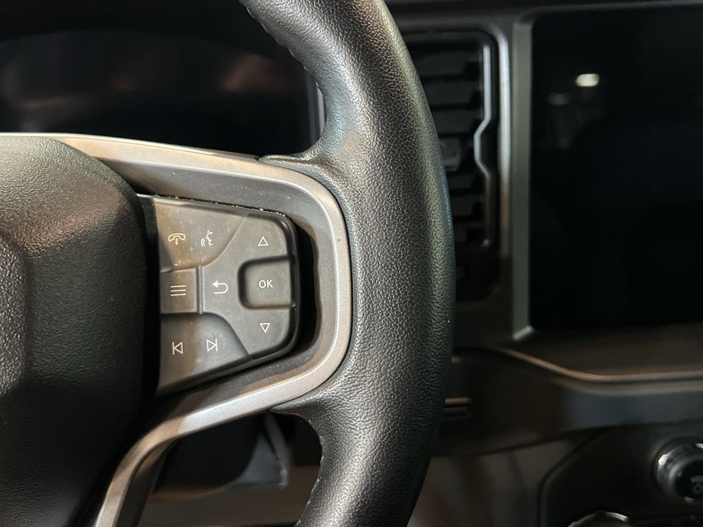 Used 2025 Ford Bronco Badlands image 31