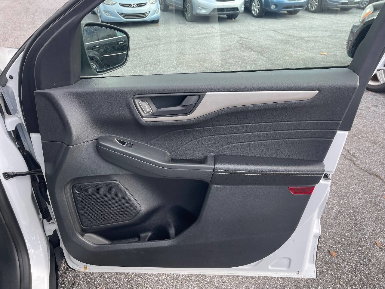 Used 2022 Ford Escape S image 34