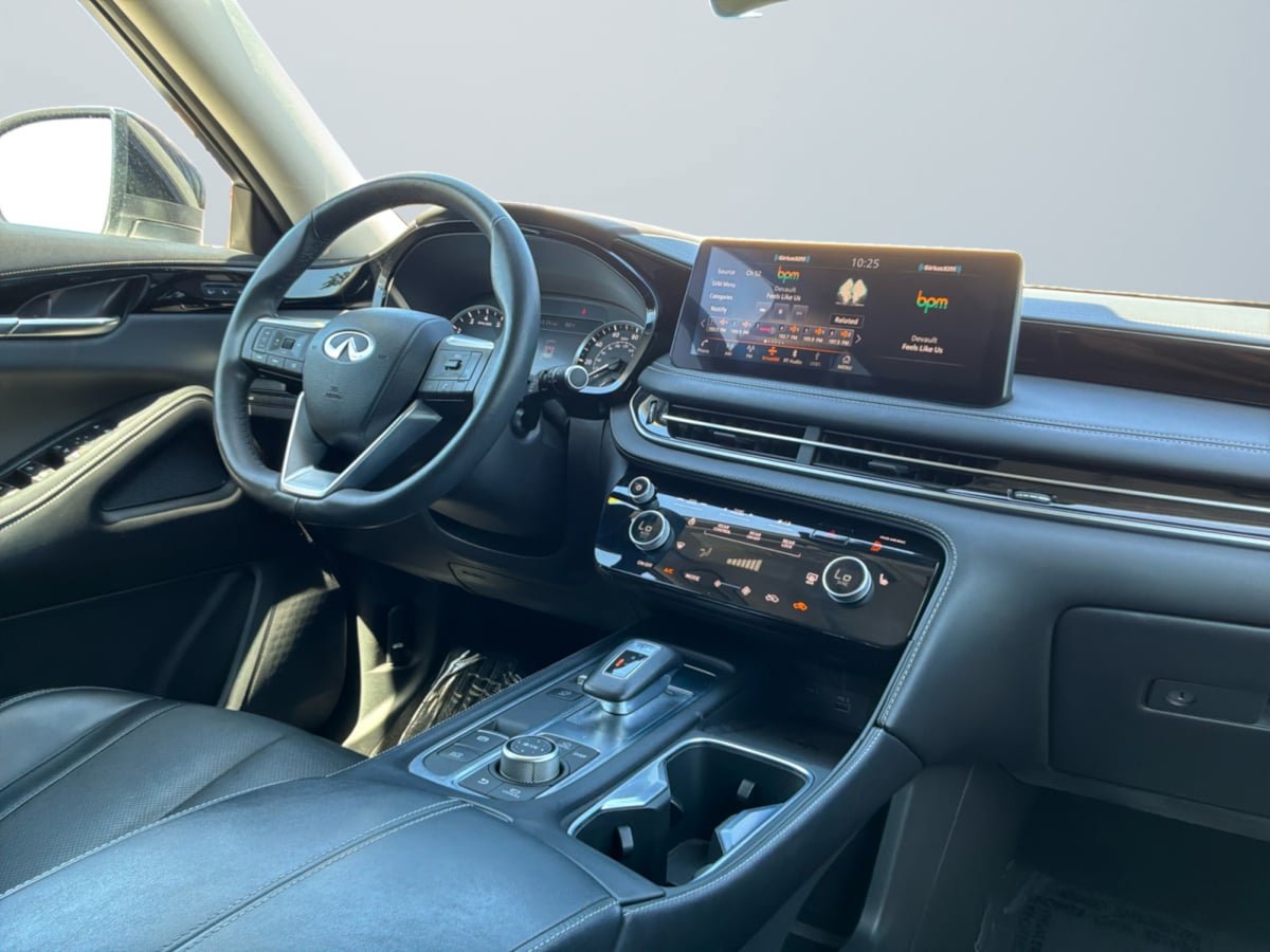 Used 2023 INFINITI QX60 Pure AWD/4WD image 14