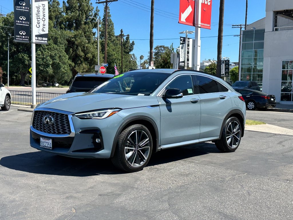 Used 2025 INFINITI QX55 Essential AWD/4WD image 2