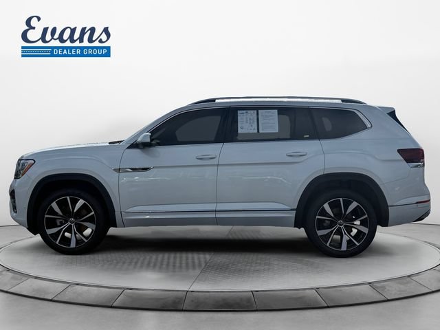 Certified 2024 Volkswagen Atlas SEL Premium R-Line AWD/4WD image 2