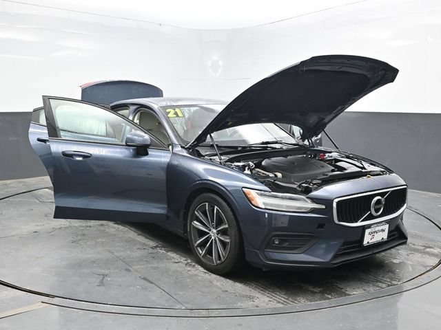 Used 2021 Volvo S60 T6 Momentum AWD/4WD image 45