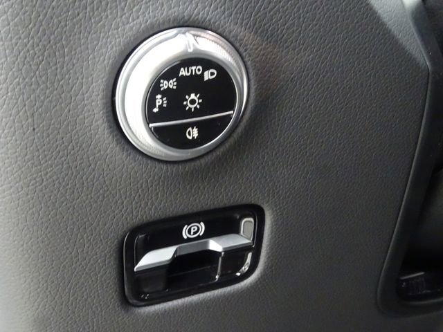 Used 2024 Mercedes-Benz GLC 300 GLC 300 image 19