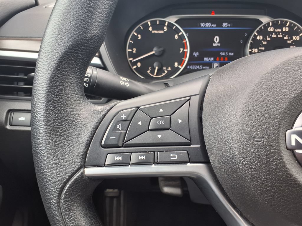 Used 2025 Nissan Altima 2.5 SV FWD image 22