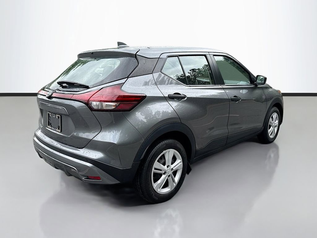 Used 2024 Nissan Kicks S FWD image 8
