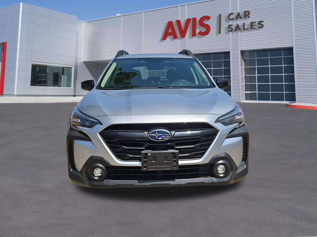 Used 2025 Subaru Outback Onyx Edition AWD/4WD image 2
