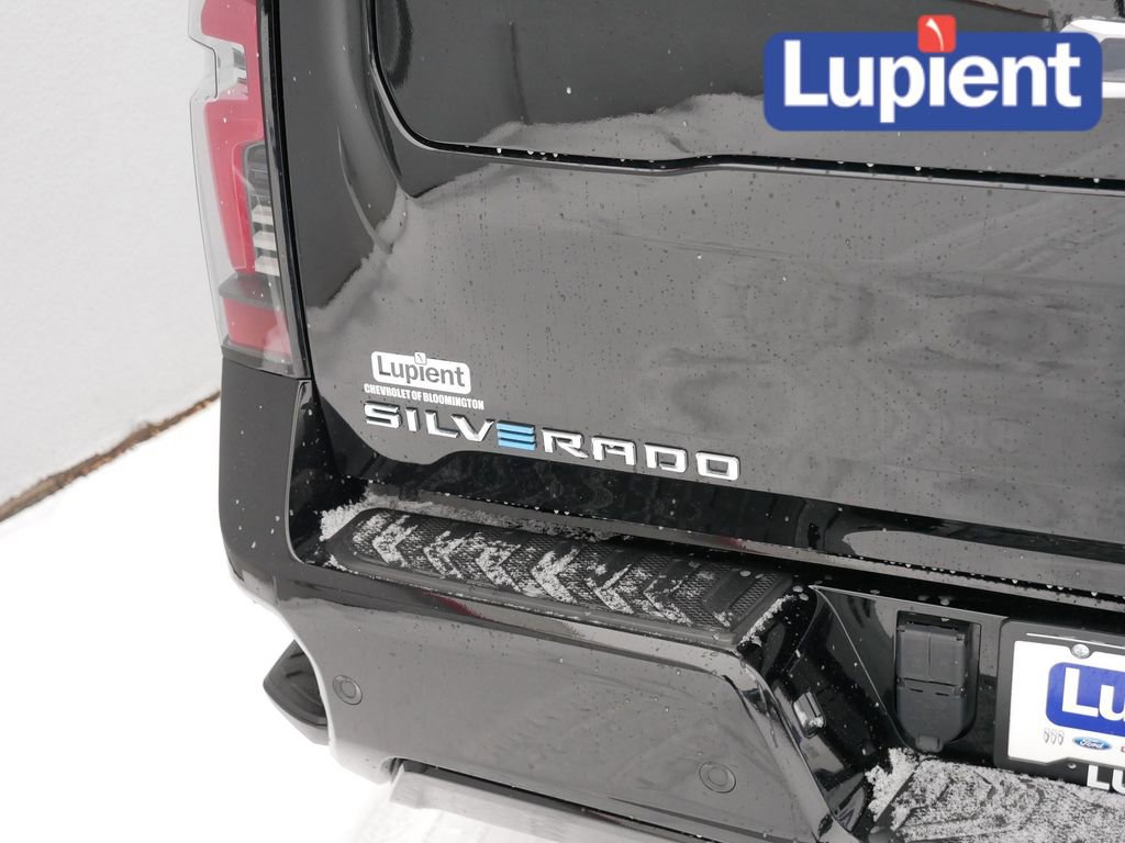 Used 2024 Chevrolet Silverado EV RST image 6