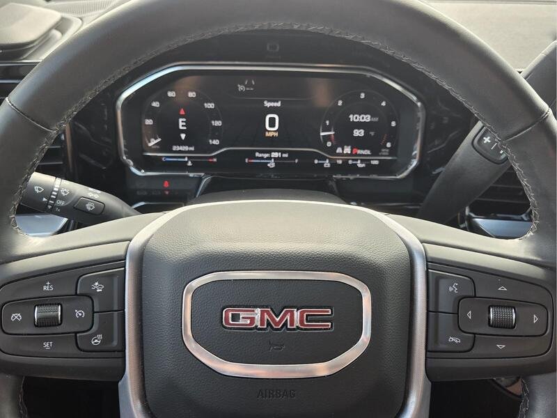 Used 2024 GMC Sierra 2500 SLT w/ SLT Premium Package AWD/4WD image 32