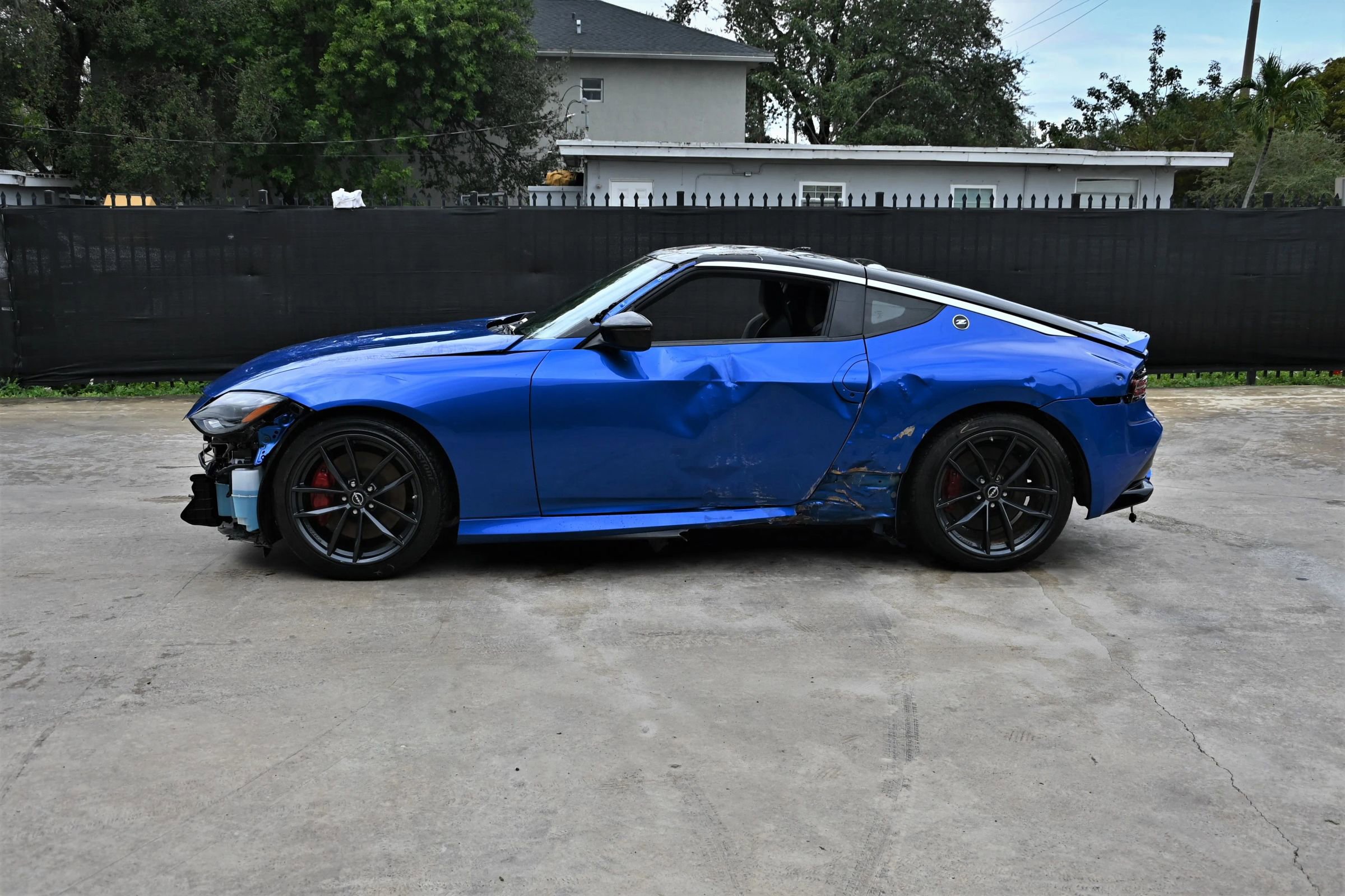 Used 2023 Nissan Z Performance Coupe 2D w/ Floor Mat Package (L93) image 7