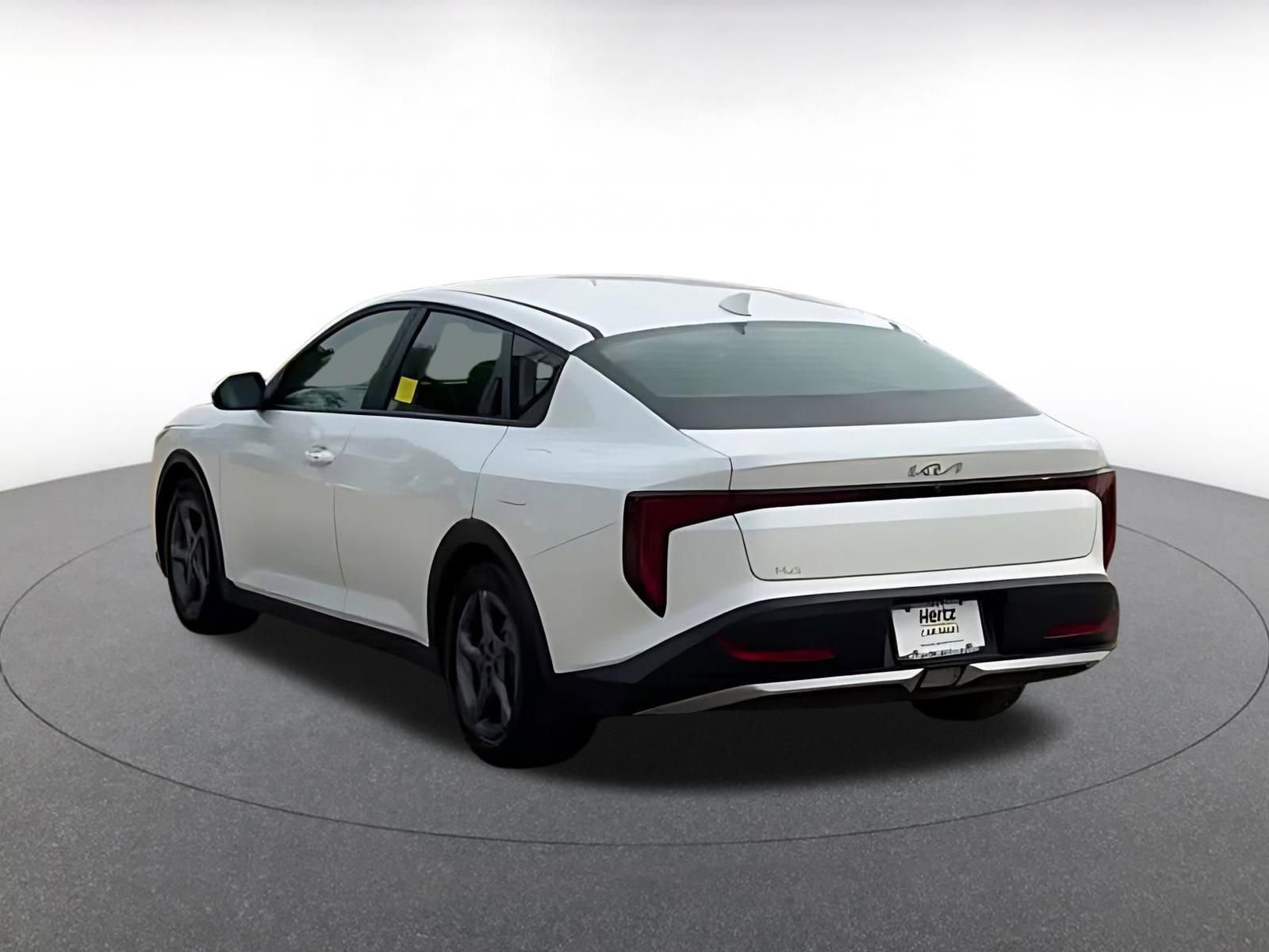 Used 2025 Kia K4 FWD image 4