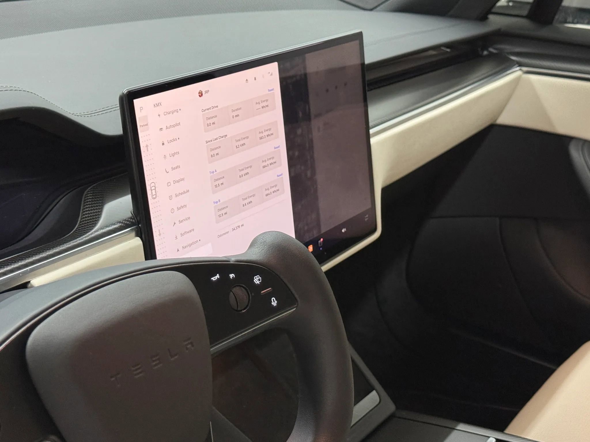 Used 2022 Tesla Model S Plaid image 22